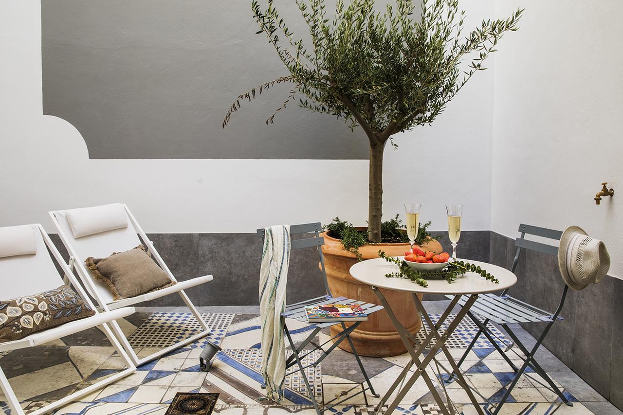 Matahacas Pool & Luxury Apartment Seville Exterior photo